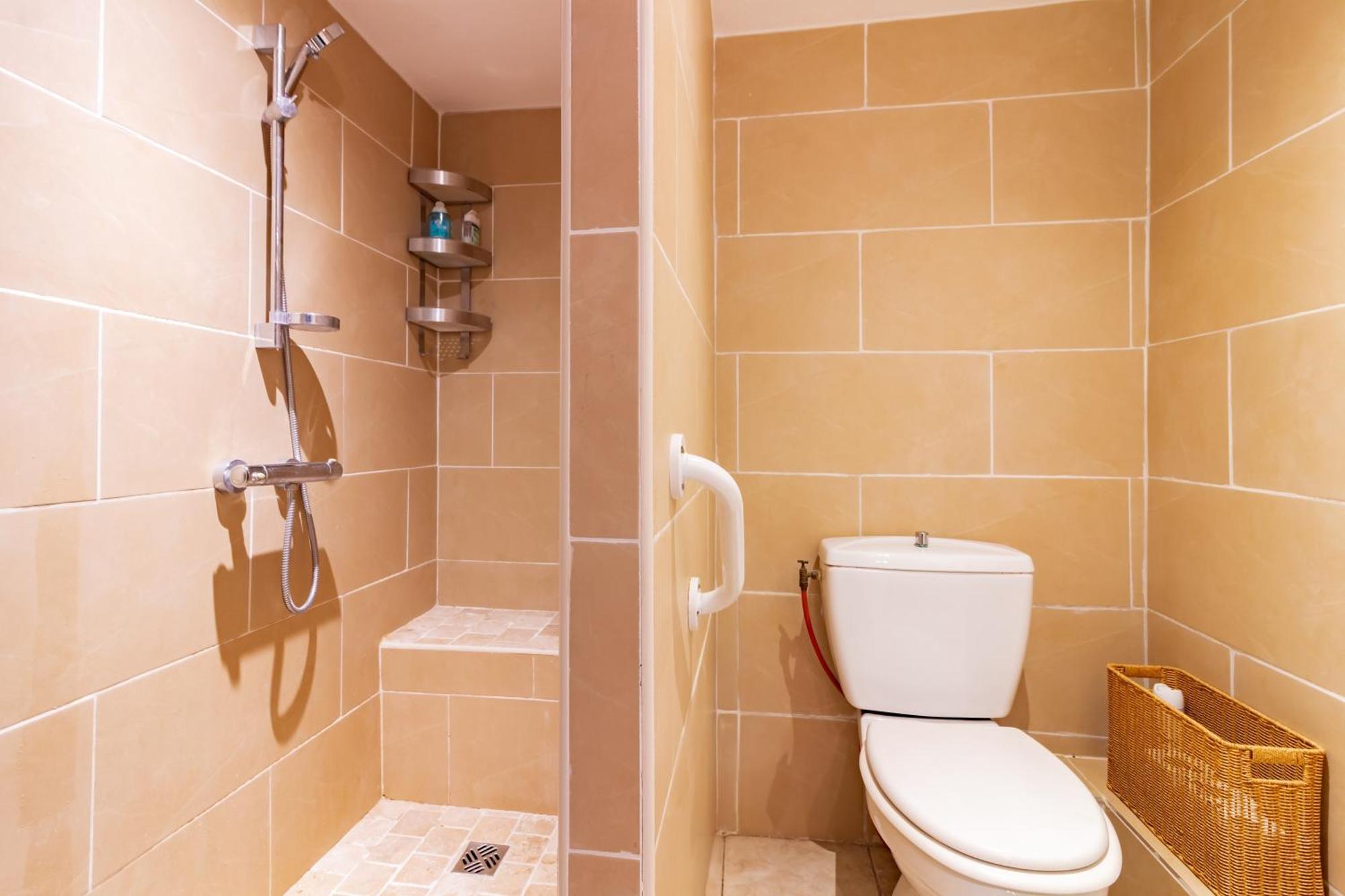 Le Cerisier Des 4 Chemins - Appt 75M² Pour 6 Appartement Carcassonne Buitenkant foto